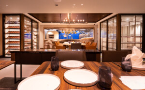Aroya restaurant