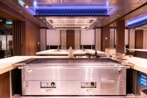 Aroya restaurant