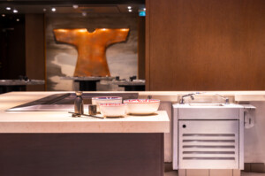 Aroya restaurant